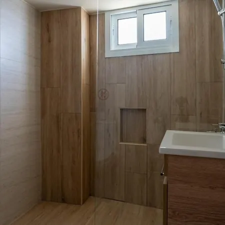 Mosaic - 1 Bedroom In