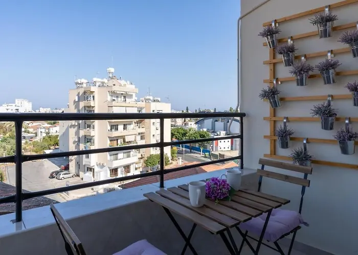 Mosaic - 1 Bedroom In *