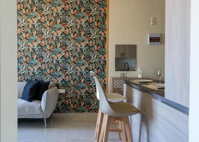 Mosaic - 1 Bedroom In Larnaka